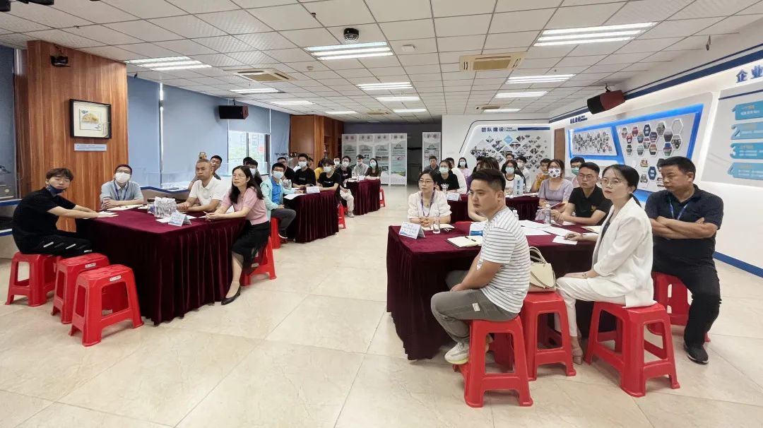 勤学务实，，，，，这就是尊龙体育人！