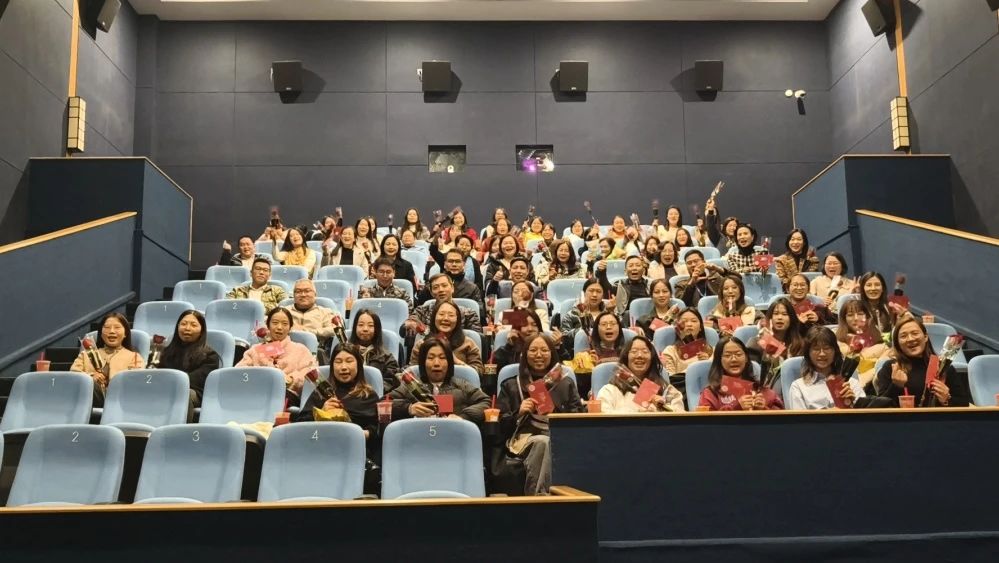 尊龙体育集团丨光影绽放 致敬“她实力”